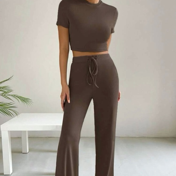 Tops - Crop Tee & Tie Waist Pants.